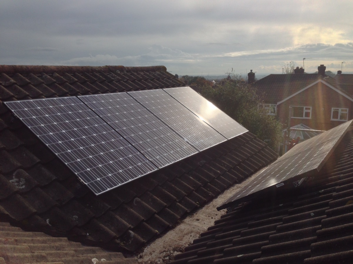 Lg solar panels Brentwood Essex 